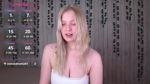 Snapshot of emiliaduchess chatting on December 22, 2025, 3:53 pm Amili online show from December 22, 2025, 3:53 pm