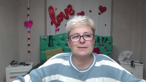 EmiliaGree online show from October 7, 2025, 5:21 pm