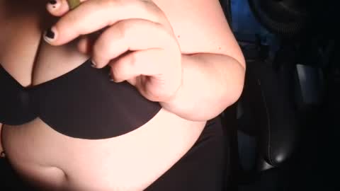 emilie foxx online show from July 30, 2026, 7:57 pm