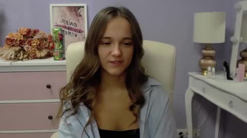 Snapshot of emilly_lust99 chatting on September 12, 2025, 6:35 am Emilly online show from September 12, 2025, 6:35 am