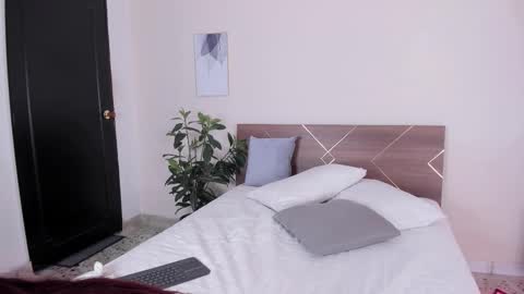 .  . online show from December 21, 2025, 12:40 am