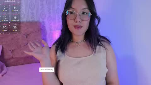 Snapshot of emily_5weet chatting on September 14, 2025, 5:17 am Emily online show from September 14, 2025, 5:17 am