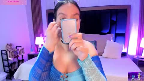 Snapshot of emily_5weet chatting on October 16, 2025, 5:08 am Emily online show from October 16, 2025, 5:08 am