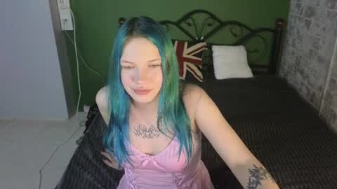 Emily online show from June 25, 2026, 1:27 am