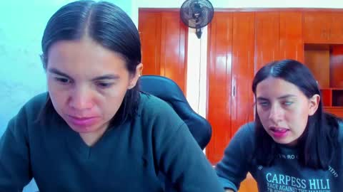 Snapshot of emily_and_soffy chatting on May 30, 2026, 1:08 pm Emily and Soffy online show from May 30, 2026, 1:08 pm