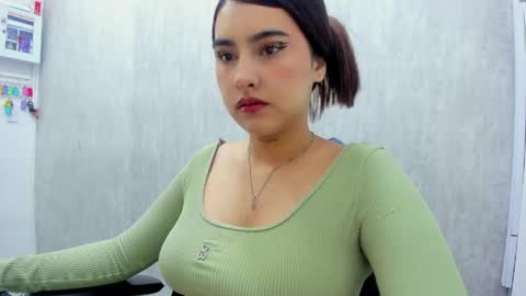 emily fox 3 online show from May 28, 2026, 12:57 pm
