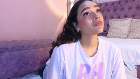 Emily online show from December 15, 2025, 7:07 pm