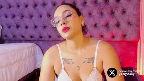 Emily online show from May 28, 2026, 7:11 pm