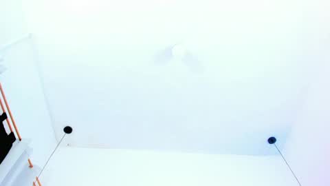 Emi  online show from January 20, 2025, 1:21 pm