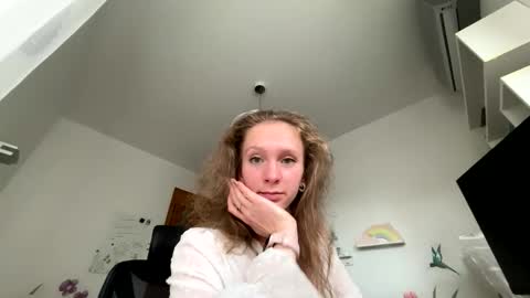 Snapshot of emily_in_parisss chatting on October 1, 2025, 2:23 pm Emily online show from October 1, 2025, 2:23 pm