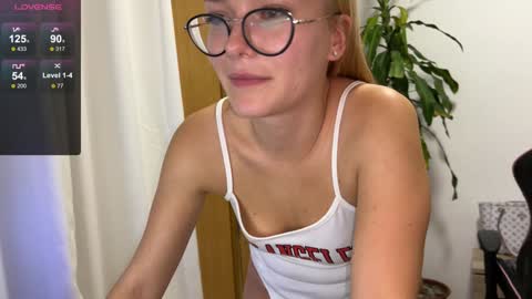 Emily online show from January 26, 2025, 6:27 pm