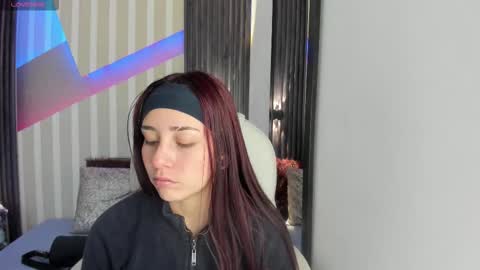 Emily online show from December 20, 2025, 3:41 pm