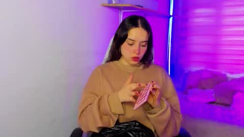 emily_lindey online show from November 25, 2025, 11:32 am
