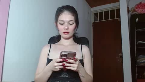 Emily littesweets online show from November 8, 2025, 12:33 am