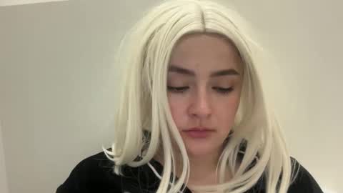 emily_morning_dew online show from February 15, 2026, 10:58 am