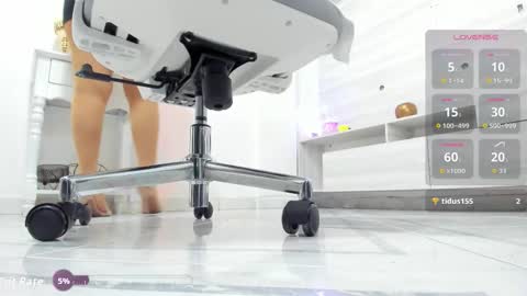 emili online show from November 23, 2025, 4:51 pm