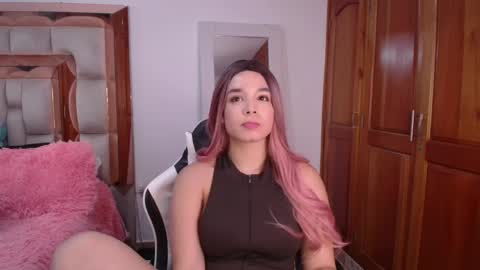 emily online show from April 18, 2026, 10:32 pm