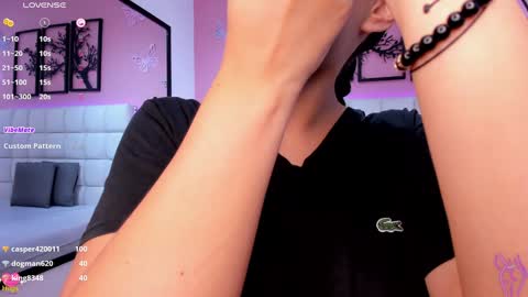 Snapshot of emily_roux chatting on January 10, 2025, 9:13 am  EMILY  online show from January 10, 2025, 9:13 am