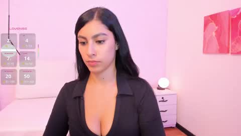 Snapshot of emily_roux chatting on September 10, 2025, 1:27 am  EMILY  online show from September 10, 2025, 1:27 am