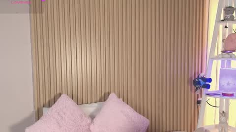 Snapshot of emily_sweett12 chatting on March 27, 2026, 12:16 pm Emily online show from March 27, 2026, 12:16 pm