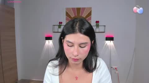 Snapshot of emily_villamil_ chatting on April 29, 2026, 9:10 pm Emi online show from April 29, 2026, 9:10 pm