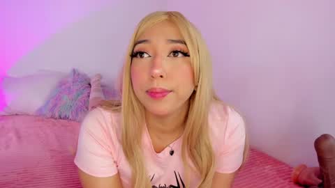 emily_walker4 online show from April 9, 2026, 3:28 am