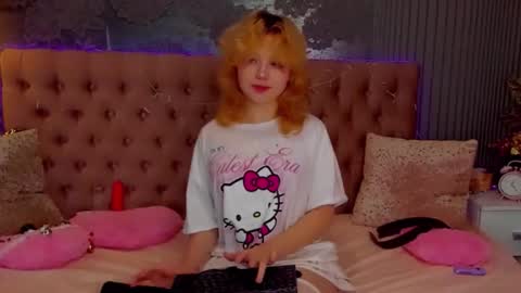 Baby Emelli online show from December 2, 2025, 7:36 am