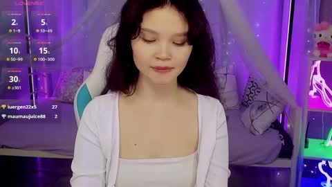 Emilyhaves online show from May 14, 2026, 7:59 am