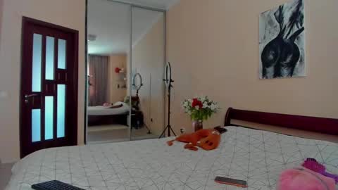 emilycruz4u online show from February 20, 2026, 9:21 am