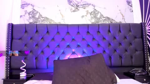 Snapshot of emilyevanss1_ chatting on February 1, 2026, 5:39 am Emily online show from February 1, 2026, 5:39 am