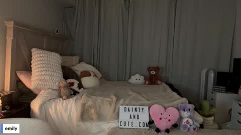 emilyfawn online show from March 5, 2026, 5:03 am
