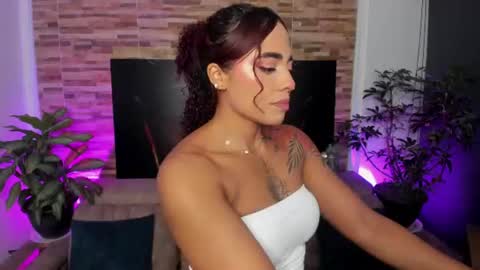 emily online show from June 11, 2026, 2:53 am