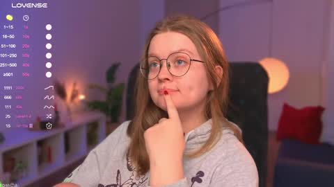 Snapshot of emilyforelsket chatting on March 12, 2025, 12:15 pm Emily  online show from March 12, 2025, 12:15 pm