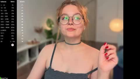 Emily  online show from November 7, 2025, 12:38 pm