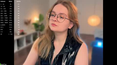 Emily  online show from January 19, 2026, 12:20 pm