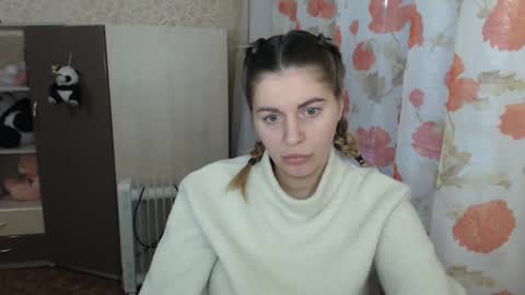 emilyfork online show from December 24, 2024, 2:01 pm