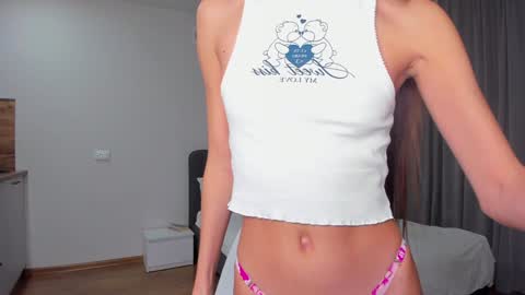 Snapshot of emilyhoston chatting on December 12, 2024, 6:42 pm Alina online show from December 12, 2024, 6:42 pm