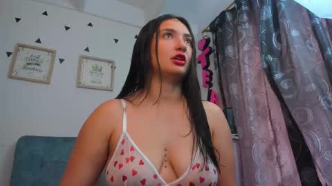 Snapshot of emilyjangcandy_ chatting on November 4, 2025, 4:50 pm Emily Jang online show from November 4, 2025, 4:50 pm