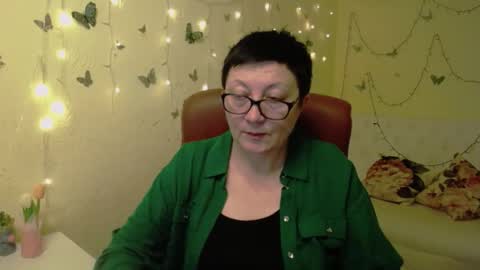 Snapshot of emilyl0vee chatting on March 5, 2026, 6:59 pm Emily online show from March 5, 2026, 6:59 pm