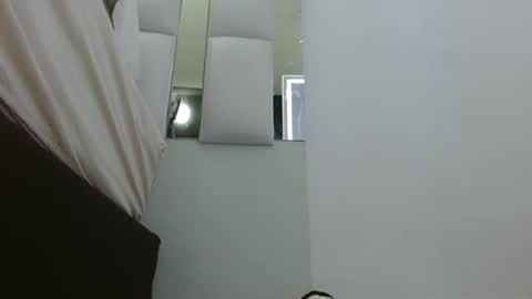 emily monrro online show from January 28, 2025, 10:34 pm