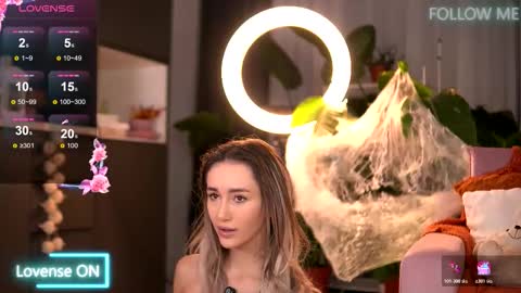 Emily online show from October 23, 2025, 2:00 am