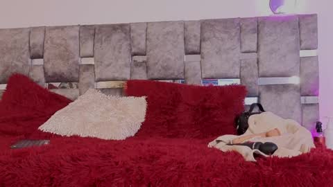 emilyrousex online show from May 19, 2026, 4:35 pm