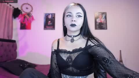  Emily Support me to have 100 likes plx online show from January 31, 2025, 10:10 pm