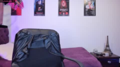  Emily Support me to have 100 likes plx online show from February 2, 2025, 6:53 pm