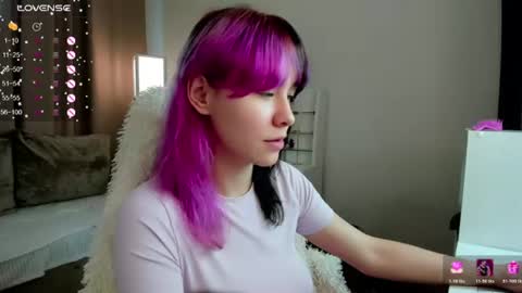 Snapshot of emilytrase chatting on July 3, 2026, 1:23 am Betty online show from July 3, 2026, 1:23 am