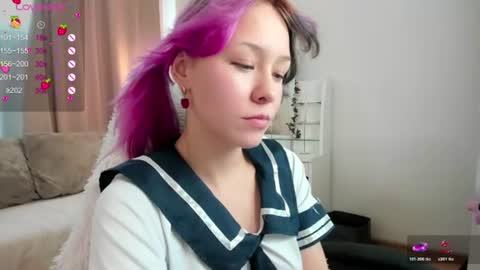 Snapshot of emilytrase chatting on July 7, 2026, 6:47 am Betty online show from July 7, 2026, 6:47 am