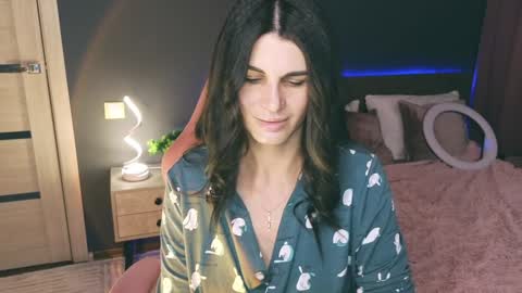 Emily online show from January 26, 2025, 4:51 am