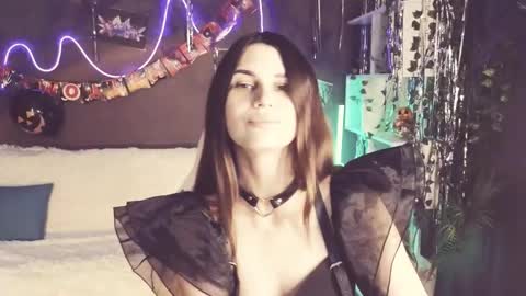 Emily online show from October 20, 2025, 1:50 am
