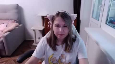 Snapshot of emilyway chatting on June 13, 2026, 12:30 am emilyway online show from June 13, 2026, 12:30 am