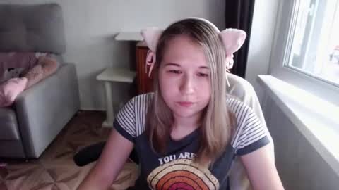 Snapshot of emilyway chatting on July 7, 2026, 8:40 am emilyway online show from July 7, 2026, 8:40 am
